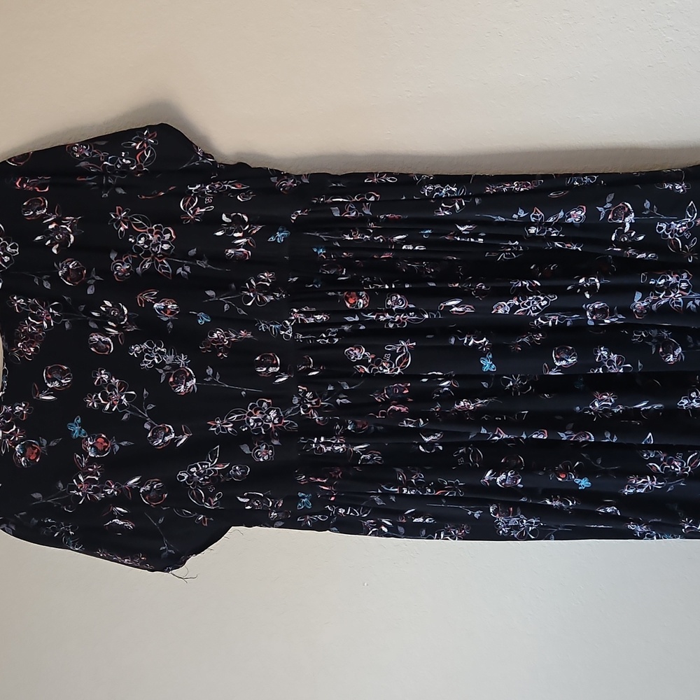 Torrid Black Floral Dress Size 3 - Picture 7 of 7